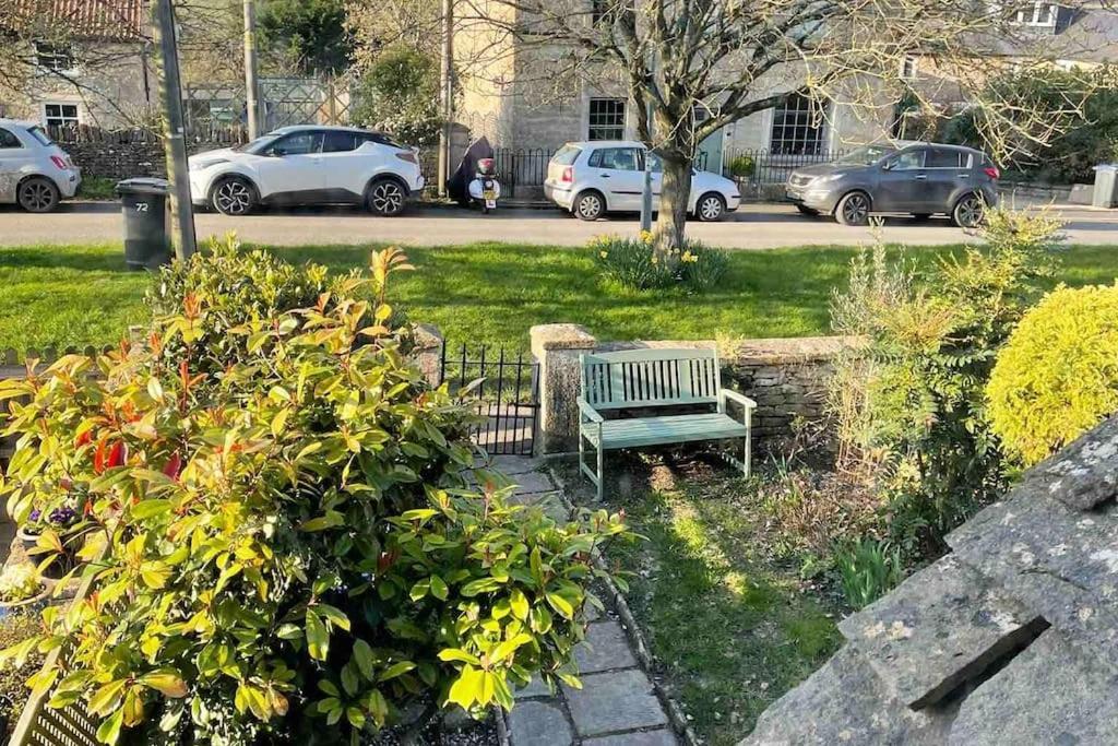 Hebe - Idyllic And Homely With Attention To Detail Holiday home Atworth