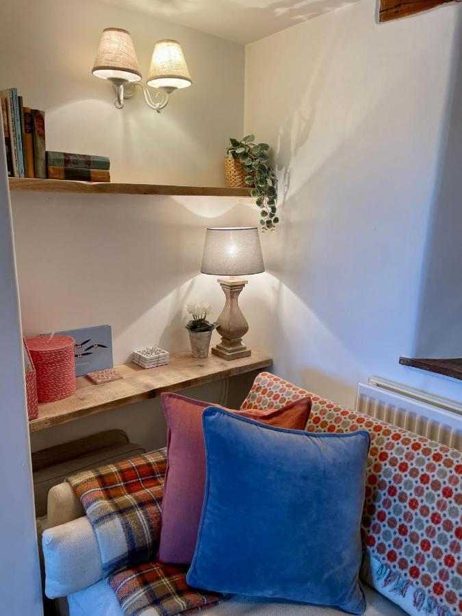 Hebe - Idyllic And Homely With Attention To Detail